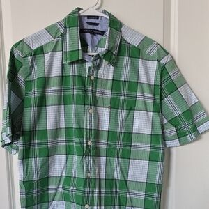 Tommy Hilfiger Men's Green and White Plaid Shirt
